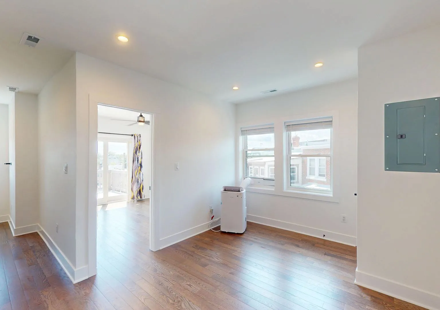 134 Madison Street NW — Photo 4