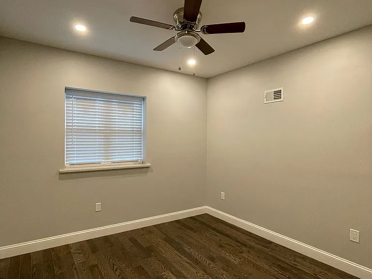 719 Carpenter St #1 — Photo 6