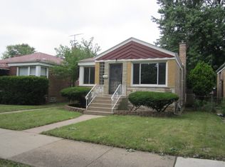 12528 S Racine Ave, Calumet Park, IL 60827