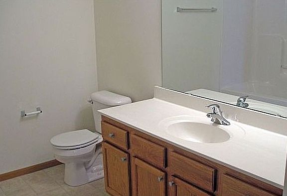 Bath (representative)