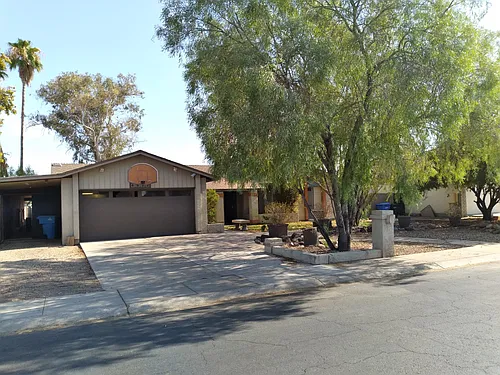 4022 W Wood Dr Photo 1