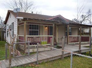 6127 Pine Ave, Pasadena, TX 77503