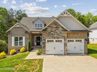 208 Mialaquo Cir, Loudon, TN 37774