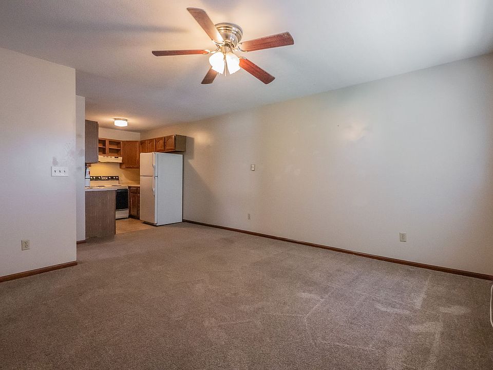 1st image of 1104 N Walnut St #4