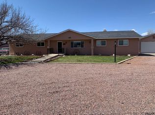 211 Ridgmar Sq, Canon City, CO 81212
