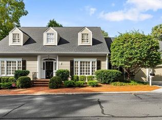 8 Ashton Sq, Greensboro, NC 27408