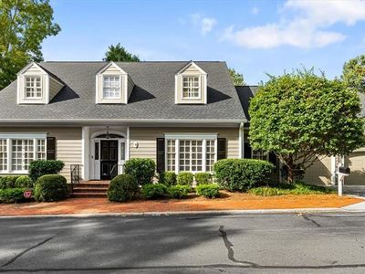 8 Ashton Sq, Greensboro, NC, 27408