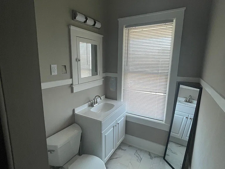 723 S 38th St — Photo 15