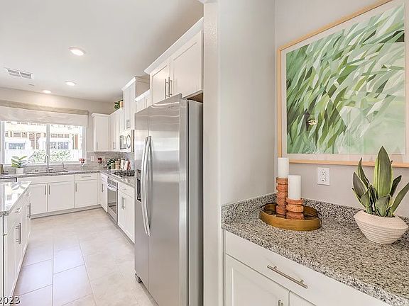 3rd image of 10748 Wild Parsley Ave