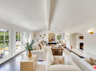 900 S Ridgeley Dr, Los Angeles, CA 90036