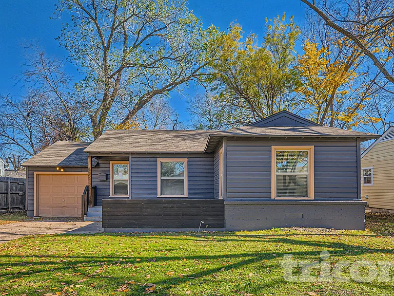 10630 Newcombe Dr — Photo 1