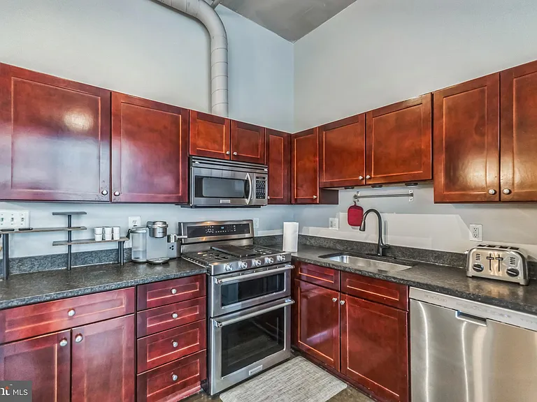 701 Lamont St NW #20 — Photo 7