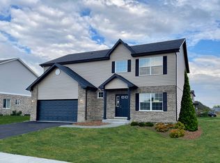 901 Willow Rd, Manteno, IL 60950