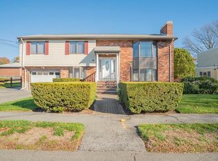 1 Christopher Dr, Nahant, MA 01908