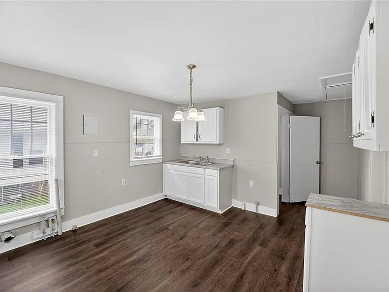 225 Sunset Ave — Photo 5