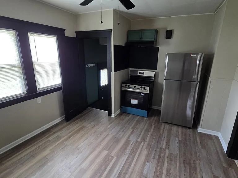 3622 Cecilia Ave — Photo 6