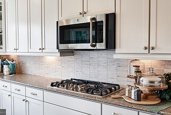 2nd image of 2947 Rolling Manor Way