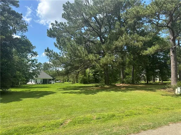 Northwoods Dr, Abita Springs, LA 70420
