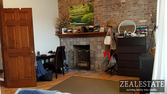 Rented by ZealEstate Group Inc | media 44