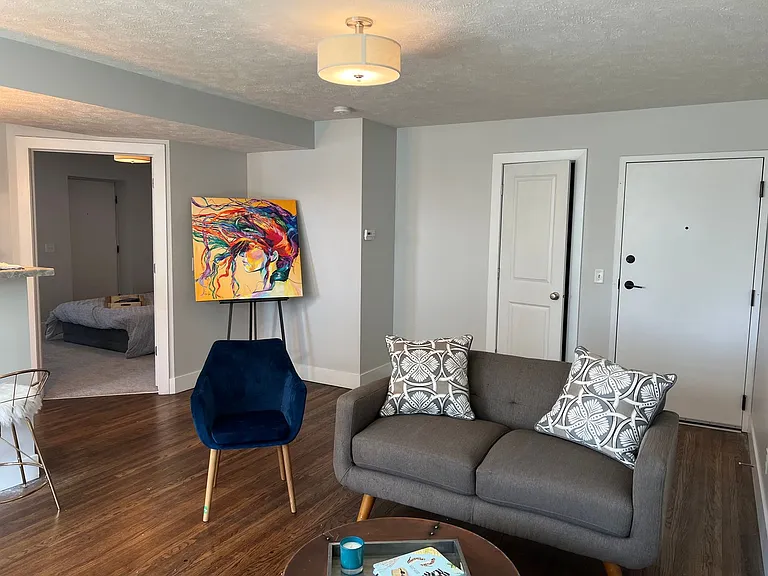 628 Park Ave — Photo 86