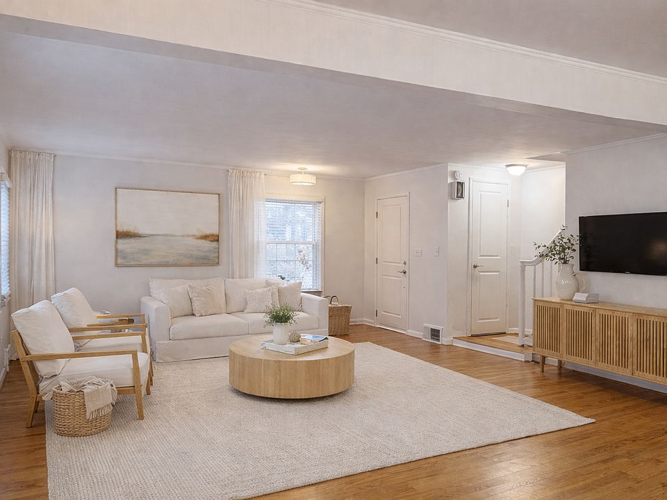 Living Room - Furniture for show only - not included