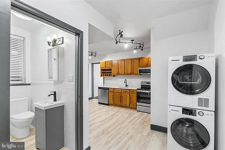 819 S 2nd St #1 — Photo 12