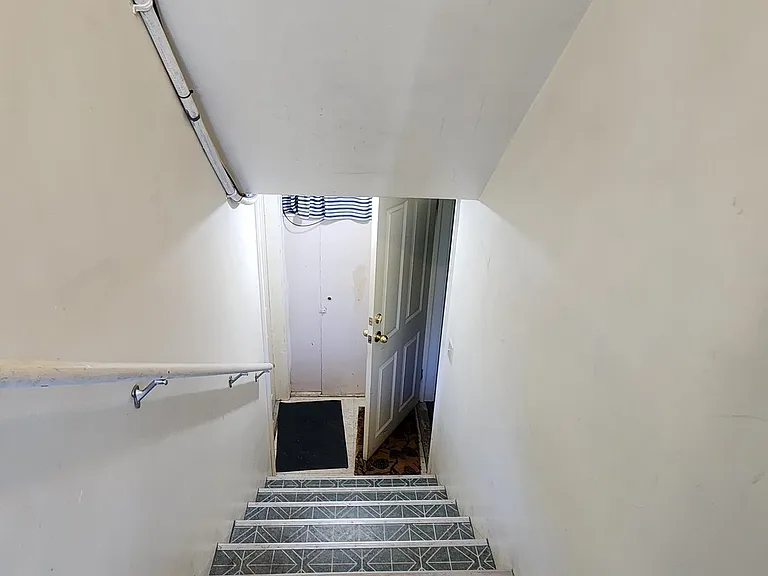 522 W Hayes St #B — Photo 8