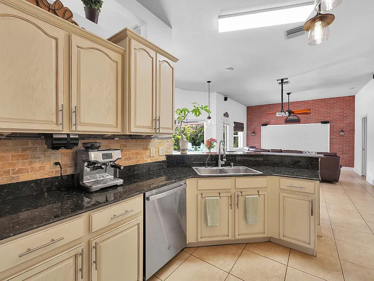 2644 SW Fairgreen Rd — Photo 9