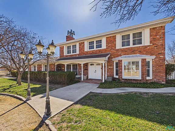 4th image of 2806 W Country Rd