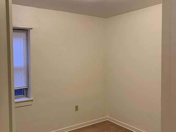 4th image of 605 Japan St