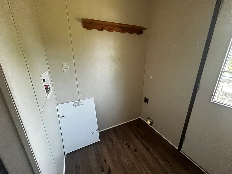 200 Ruby St — Photo 10