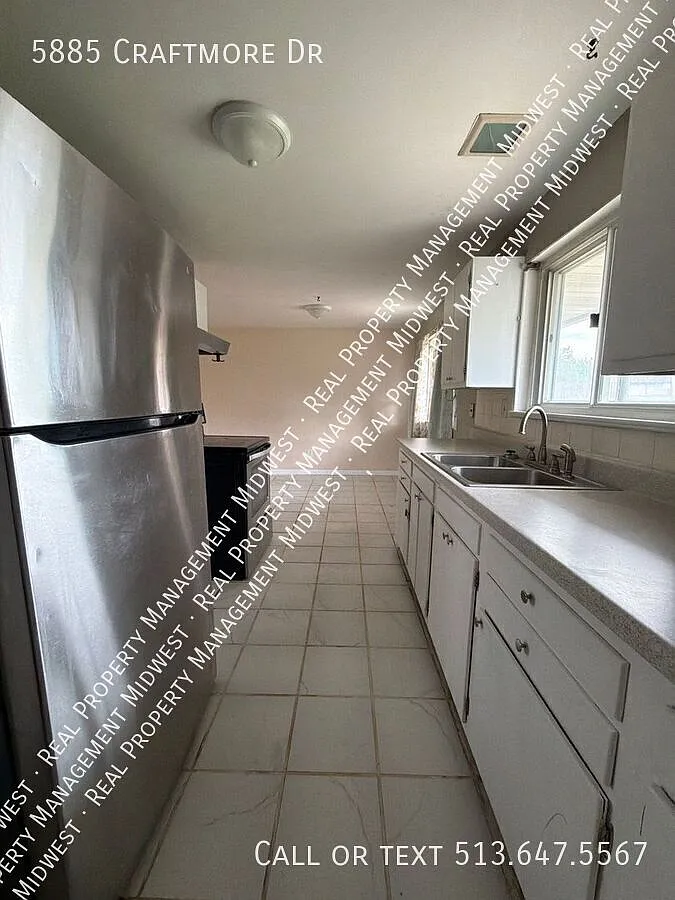 Building Photo - 5885 Craftmore Dr