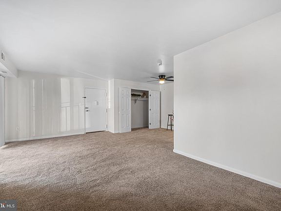 3rd image of 2310 Ewing Ave APT 204