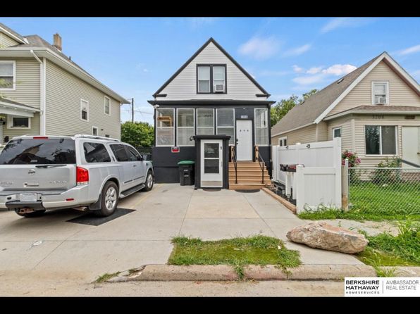 3206 S 23rd St APT 2
