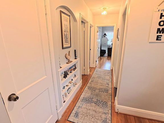 4th image of 8599 Old Frederick Rd