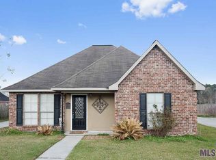 34222 Hawks Cv, Denham Springs, LA 70706