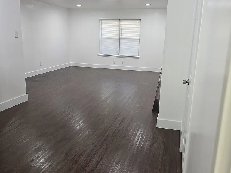 7937 Royal Ln #124 — Photo 6