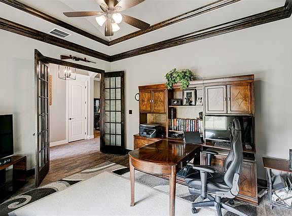 5th image of 108 Maverick Ct