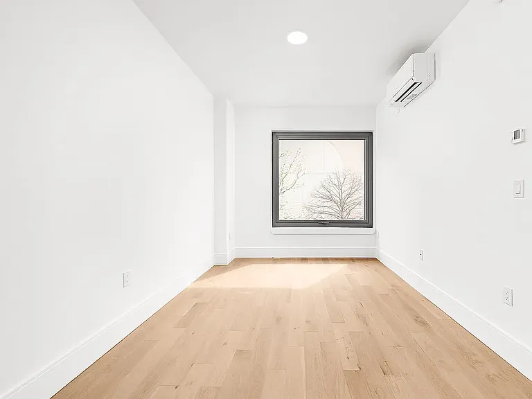 151 S Elliott Pl #2L — Photo 2