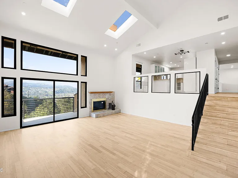 534 Alta Vista Ave — Photo 17