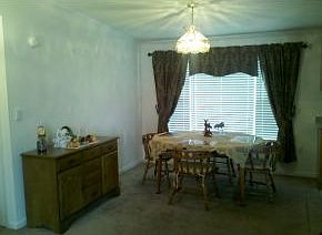 4th image of 327 Dolphin Dr
