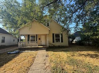 1926 W Chestnut St, Springfield, MO 65802