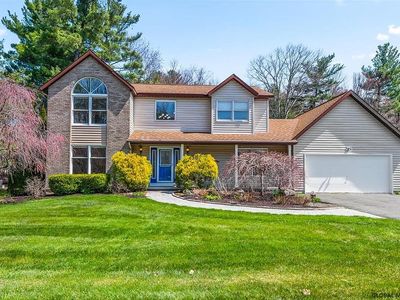 1460 Fox Hollow Rd, Niskayuna, NY, 12309