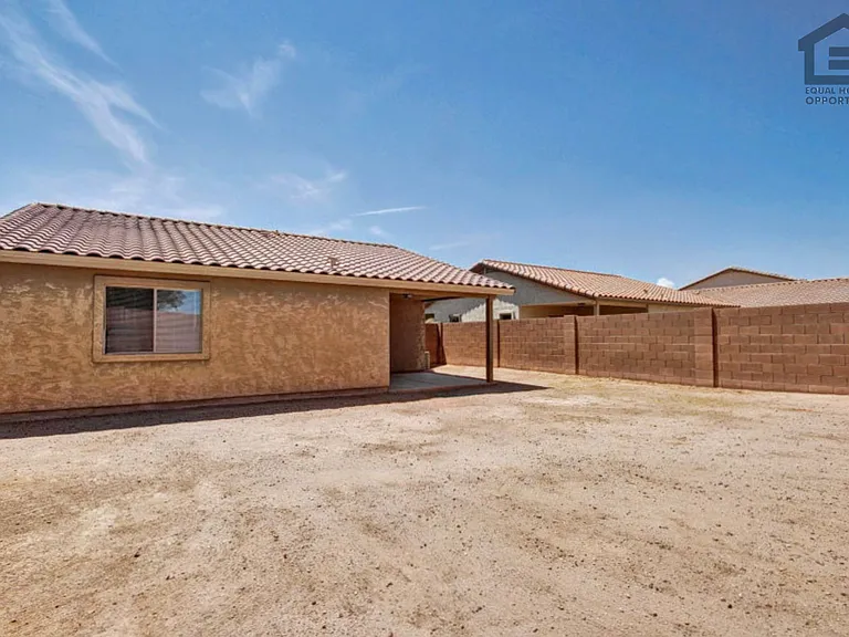 7407 S Sunrise Way — Photo 15