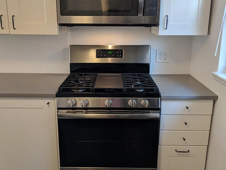 2030 Lowell Blvd #2 — Photo 4
