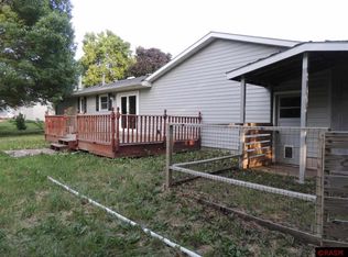 220 Mary Ln, Mankato, MN 56001