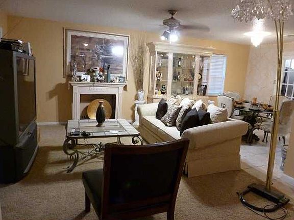 4th image of 3808 Dulaney Dr