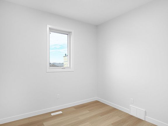 5th image of 2241 194a St