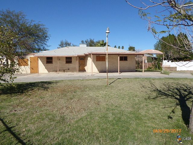 1st image of 15 Las Flores Dr