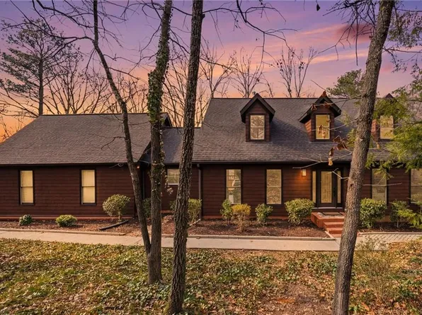 3756 Ridge Rd SE, Smyrna, GA 30080